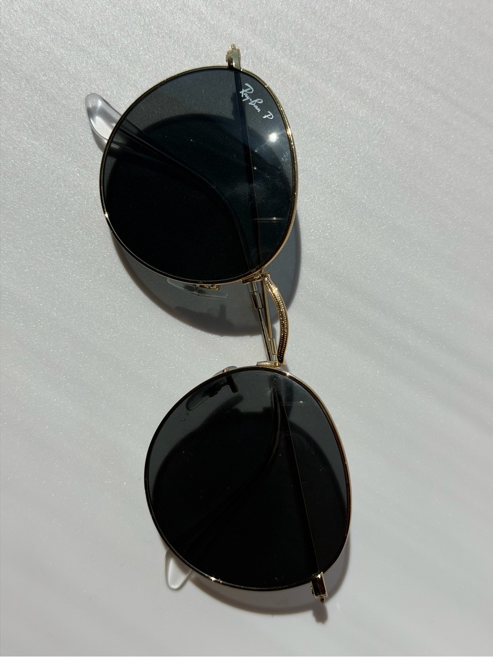 Ray-Ban Round Sunglasses in Black and Gold